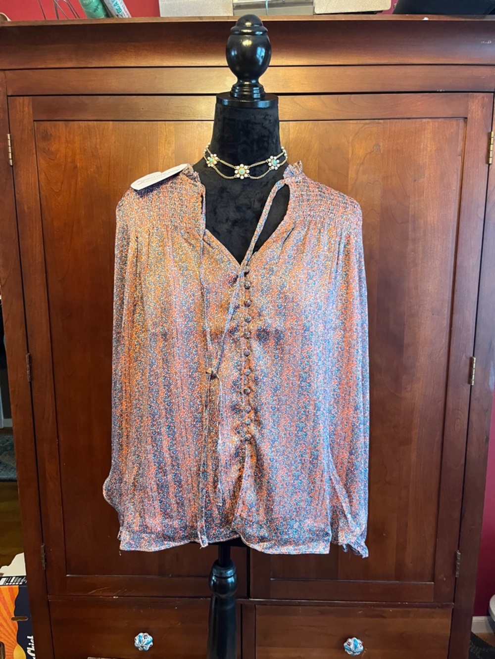 NEW Buddy Love Coral, Turquoise , Gold Treading Floral Button-Front Blouse Sz. S